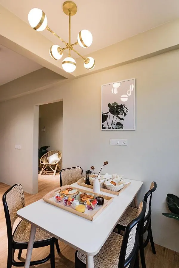 Urban Living Residence Куала-Лумпур 3*,